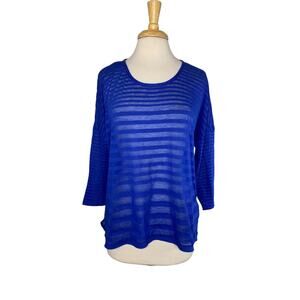 CHICOS Blue-on-blue Stripe 3/4 Sleeve Lightweight Top Size Large (2) Womens